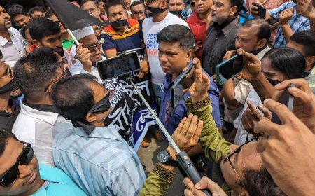 ঝালকাঠিতে পুলিশি বাধায় বিএনপির মৌন মিছিল পন্ড