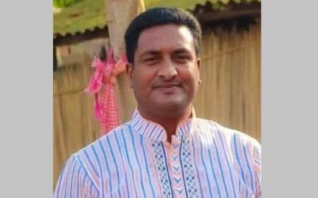 পাবনায় প্রতিবন্ধীর ভাতা কার্ডের টাকা আ.লীগ নেতার পকেটে