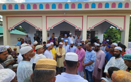 বরগুনায় আশ্রায়ণ প্রকল্পে মসজিদ শুভ উদ্বোধন