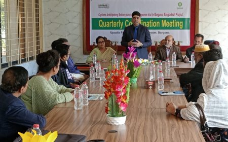 বরগুনায় ঘূর্নিঝড় মোকাবেলায় সাড়াপ্রদান বিষয়ক সমন্বয় সভা