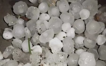 বৃষ্টির শিলা খেলে কী হয় জানেন তো?