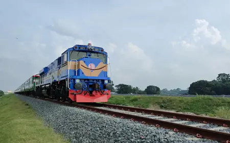 বিশেষ ট্রেন চালু হওয়ায় খুলনা-ঢাকা রুটে সময় ও খরচের সাশ্রয়- ১ ডিসেম্বর উদ্বোধন