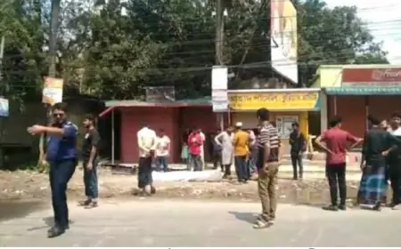 ছেলের মোটরসাইকেল থেকে ছিটকে সড়কে, বাসচাপায় মৃত্যু মায়ের।