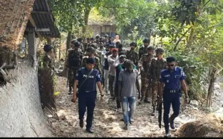 বিএনপির দুই গ্রুপের সংঘর্ষ, যৌথবাহিনীর অভিযানে আটক ৩৮