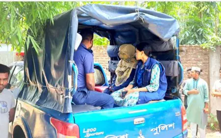 অন্যের পরীক্ষা দিতে গেলেন গৃহবধূ  অতপর..