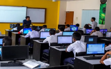 প্রযুক্তির সাথে আমাদের শিক্ষা: একটি নতুন দিগন্তের সন্ধানে