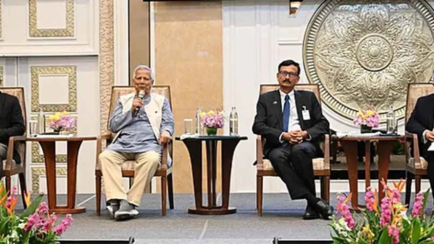 নির্বাচিত প্রতিনিধিদের কাছে ক্ষমতা হস্তান্তর করতে প্রস্তুত: ড. ইউনূস