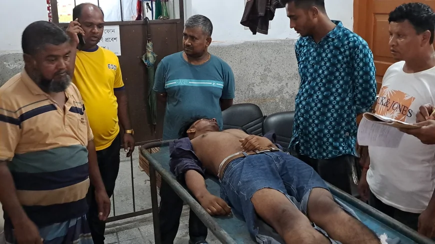 নড়াইলে ত্রিমুখী সংঘর্ষ কেড়ে নিলো এক স্কুলছাত্রের প্রাণ , আহত ৬