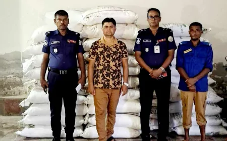 বরগুনায় নারী ইউপি সদস্যের ঘর থেকে ৬৪ বস্তা অবৈধ সার জব্দ