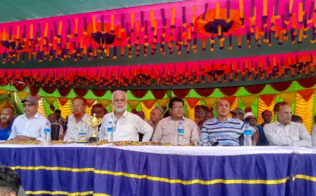 নড়াইলে  “নোয়াগ্রাম দক্ষিণপাড়া ১৬ দলীয় ফুটবল টুর্নামেন্ট–২০২৫”-এর ফাইনাল অনুষ্ঠিত হয়।