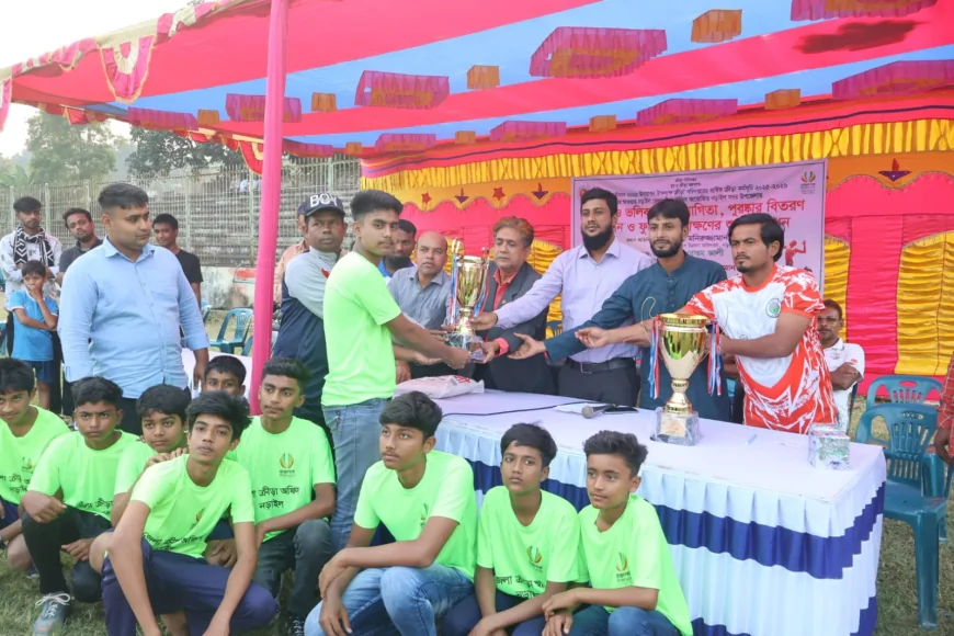 নড়াইলে ফুটবল ও ভলিবল পুরস্কার বিতরণ ও মাসব্যাপী প্রশিক্ষণের উদ্বোধন