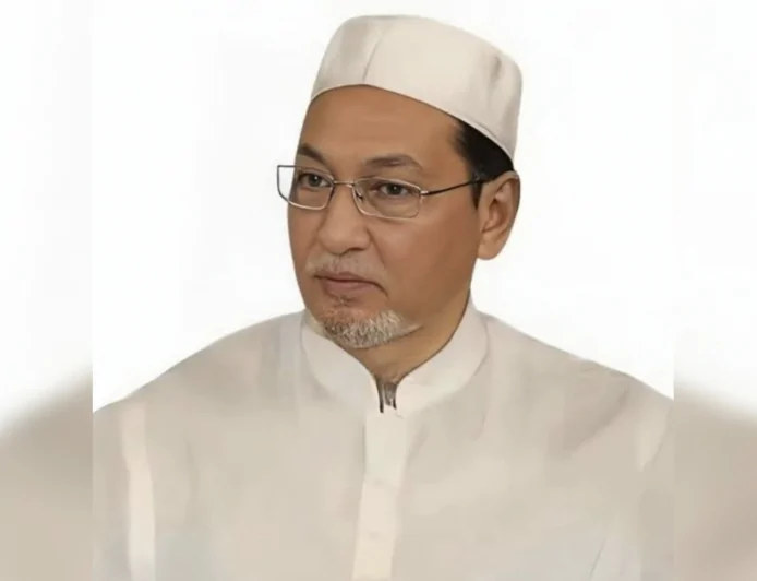 আচরণবিধি লঙ্ঘন: বরগুনায় বিএনপি প্রার্থী মনিকে শোকজ