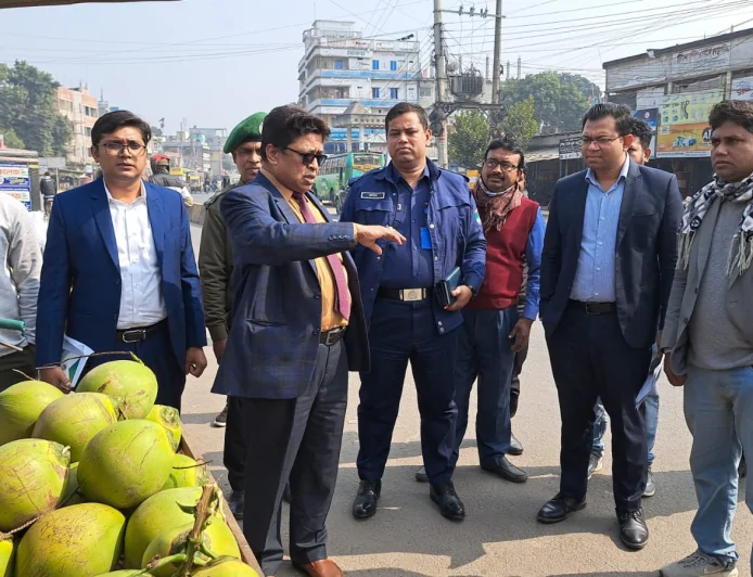 নড়াইল জেলা পরিষদ মাঠে নেমেছে বেদখলকৃত জমি উদ্ধারে