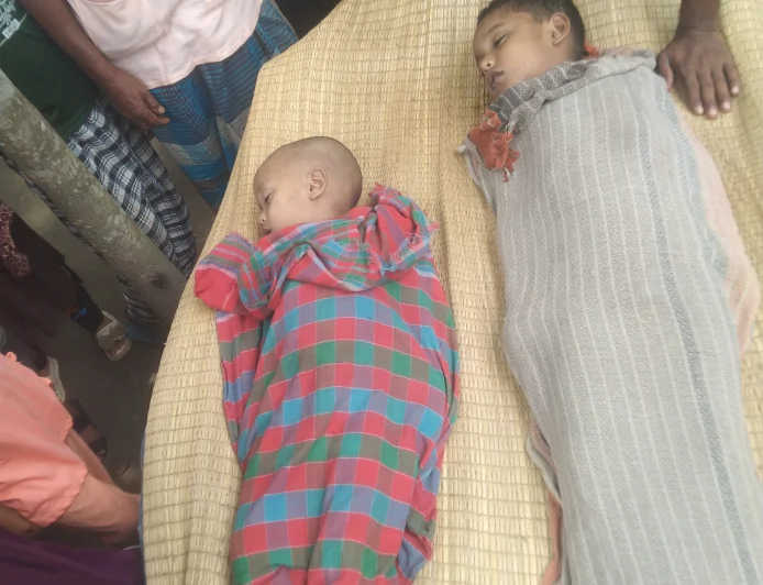 নড়াইলে পুকুরের পানিতে ডুবে আপন ২ ভাইয়ের মর্মান্তিক মৃত্যু