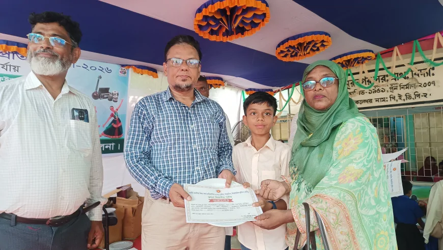 জাতীয় প্রাথমিক শিক্ষা পদক ২৬ এর চূড়ান্ত প্রতিযোগিতায় লড়তে ঢাকায় নড়াইলের শাহরিয়ার