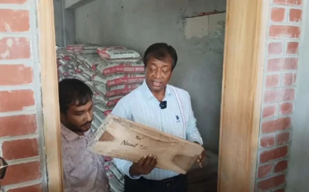 নড়াইলের দুই বিদ্যালয়ের নির্মাণকাজ পরিদর্শনে এমপি বিশ্বাস জাহাঙ্গীর আলম , নিম্নমানের মালামালে তীব্র অসন্তোষ
