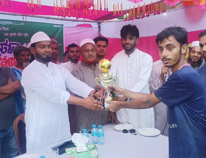 নড়াইলে ইসলামী শিক্ষা দিবস ও জুলাই শহীদ স্মৃতি ফুটবল টুর্নামেন্ট অনুষ্ঠিত