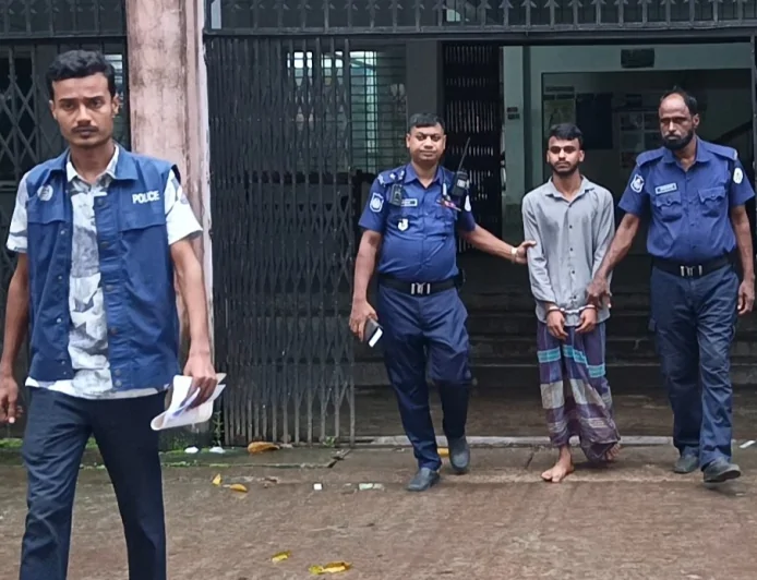 বরগুনায় চুরি করতে গিয়ে জনতার হাতে আটক; আদালতে ৬ মাসের কারাদণ্ড